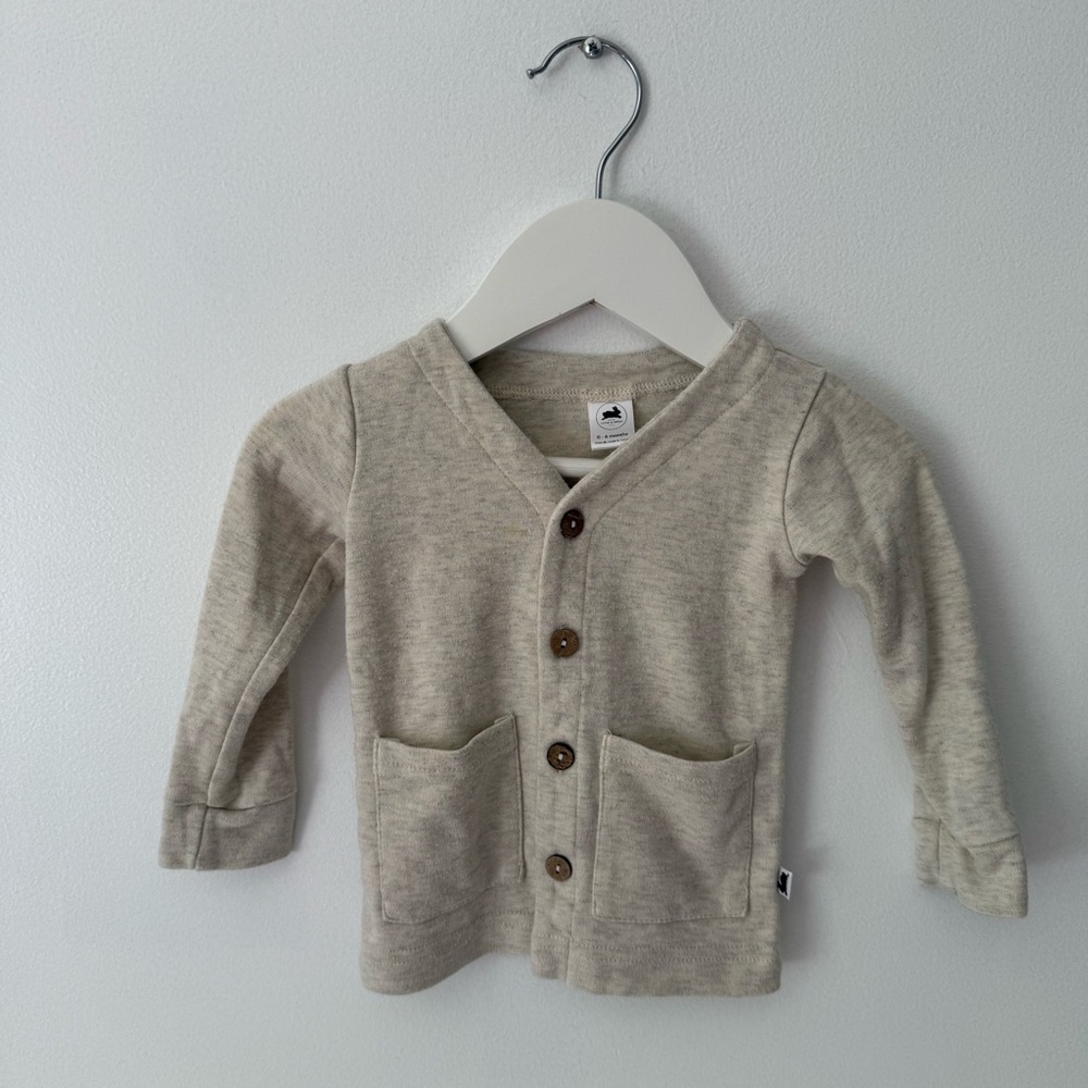 Little & Lively Neutral Cardigan size 0-6 months